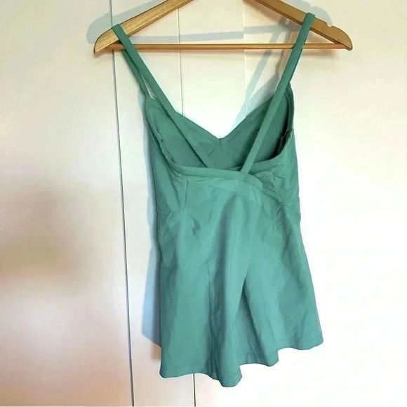 ALO Yoga Mint Green Tank Top - Picture 2 of 8